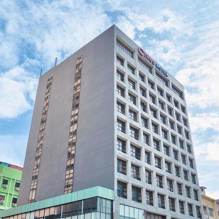 Citrus Hotel Johor Bahru By Compass Hospitality Exterior foto