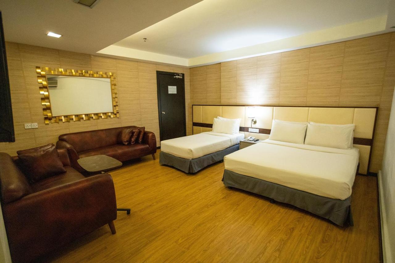 Citrus Hotel Johor Bahru By Compass Hospitality Exterior foto
