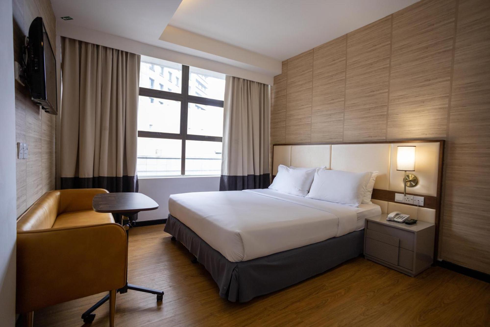 Citrus Hotel Johor Bahru By Compass Hospitality Exterior foto